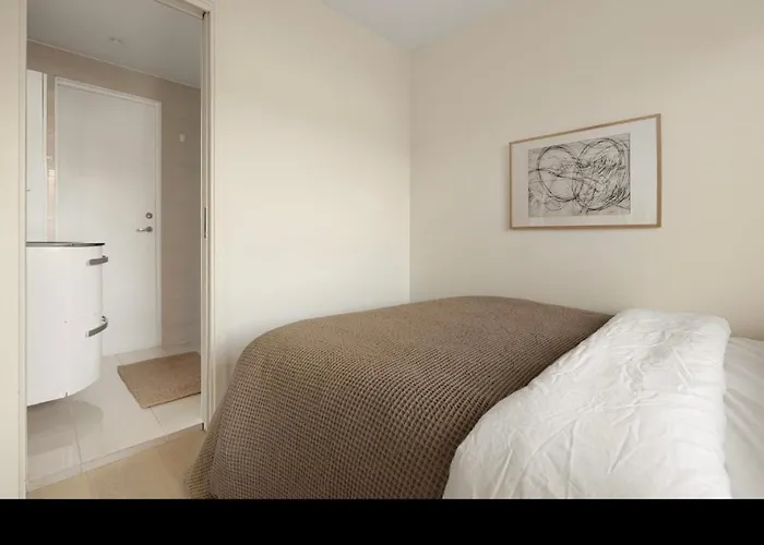 Apartman Bright And Modern Close To The Center! 2 Bedroom