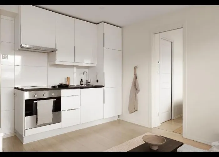 Bright And Modern Close To The Center! 2 Bedroom *